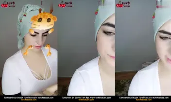 Evli Çiftin Çıplak Türbanlı Sözlü Seks Yayını